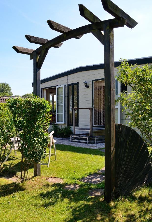 Chalet Ketjil Oostvoorne Exterior foto